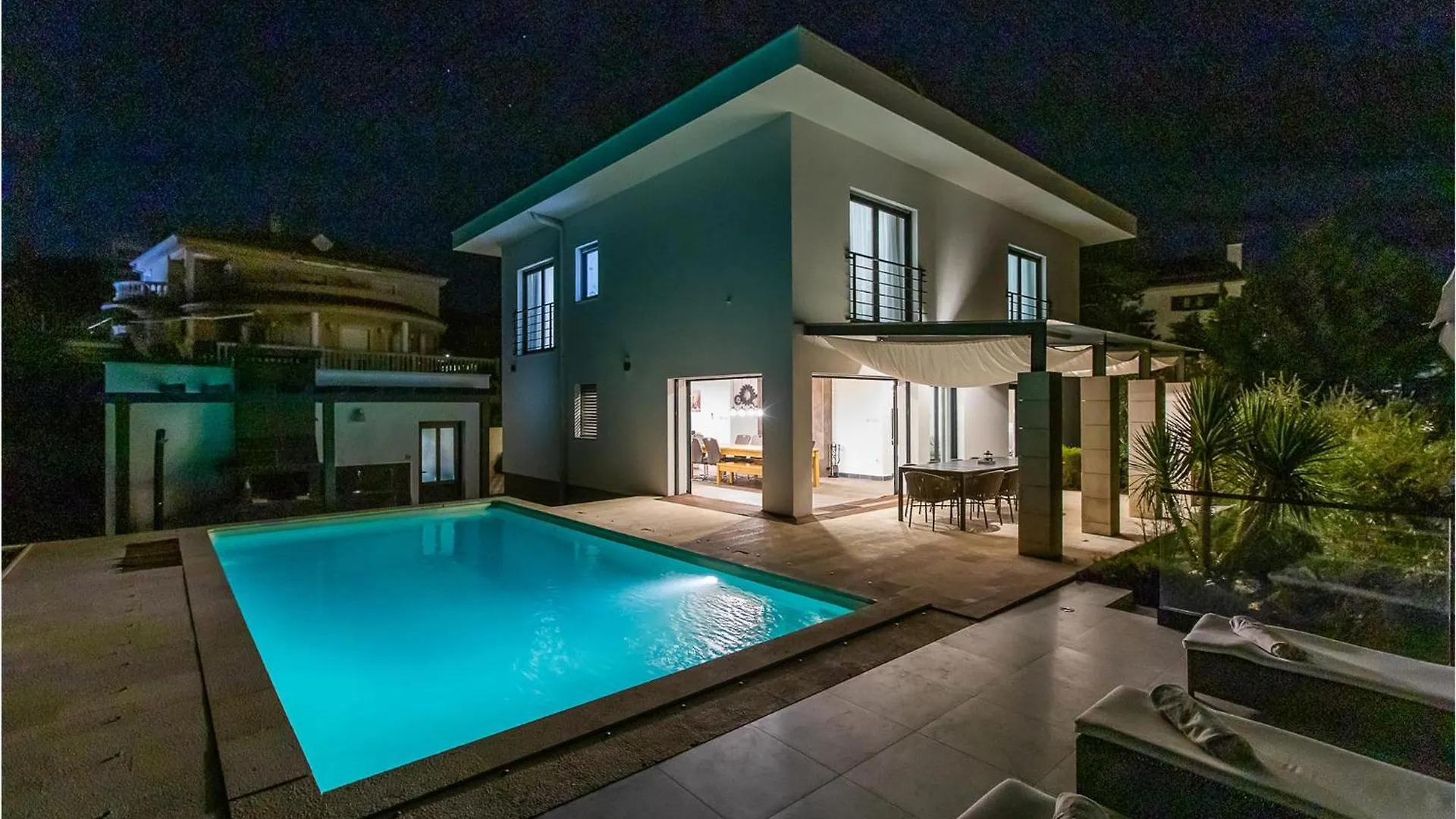 Nice Home In Crikvenica With Sauna 0*,