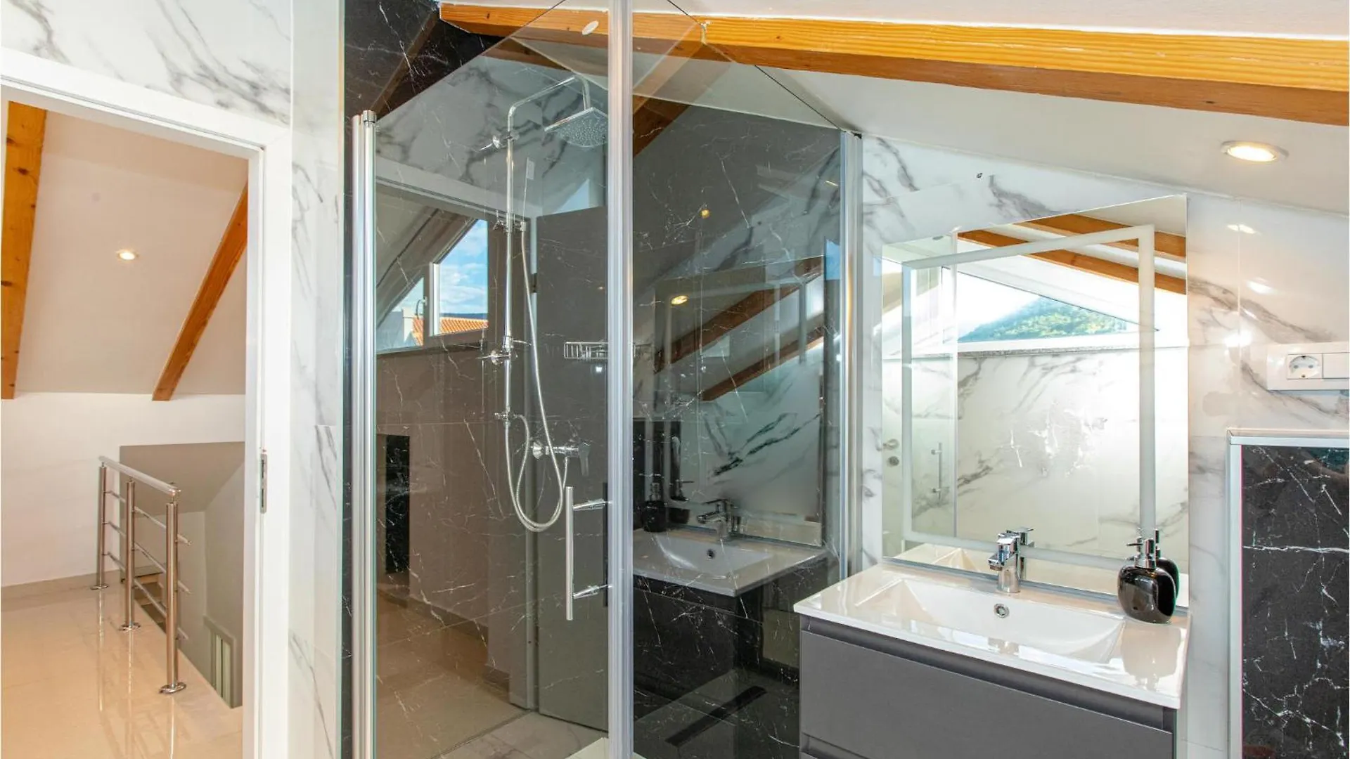 Nice Home In Crikvenica With Sauna 0*,  Chorvatsko